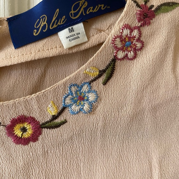 Embroidered Dress - Picture 4 of 6